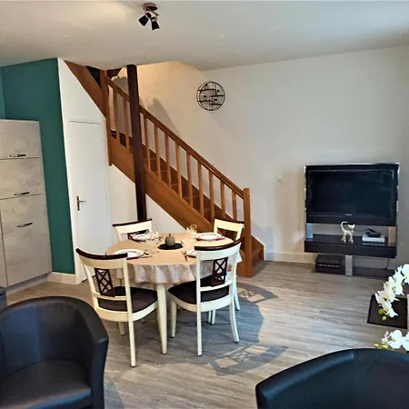 Gites De France - Les Fees Mer Apartment *